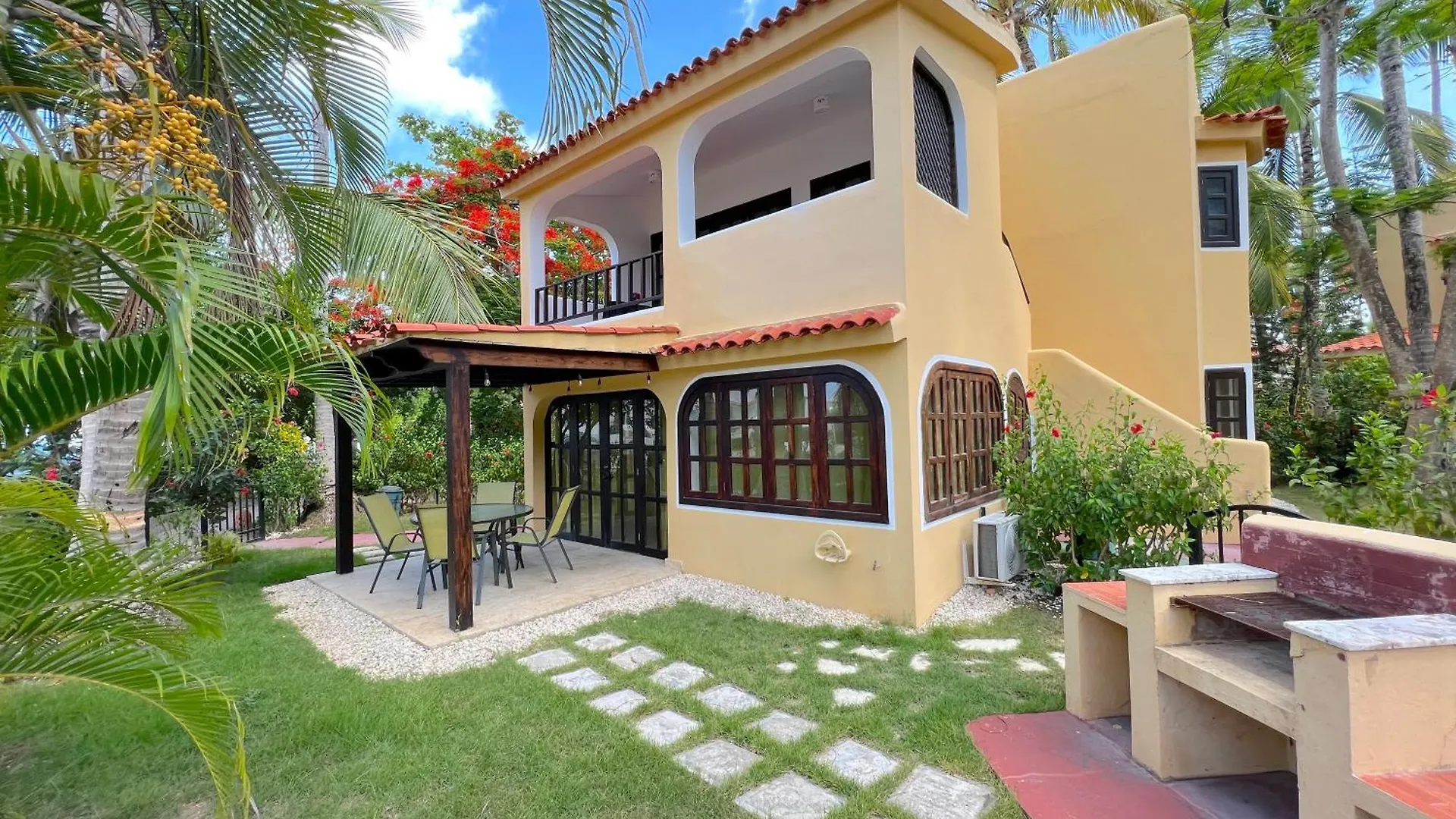 Los Corales Villas And Suites - Beach Club, Spa, Restaurants Punta Cana
