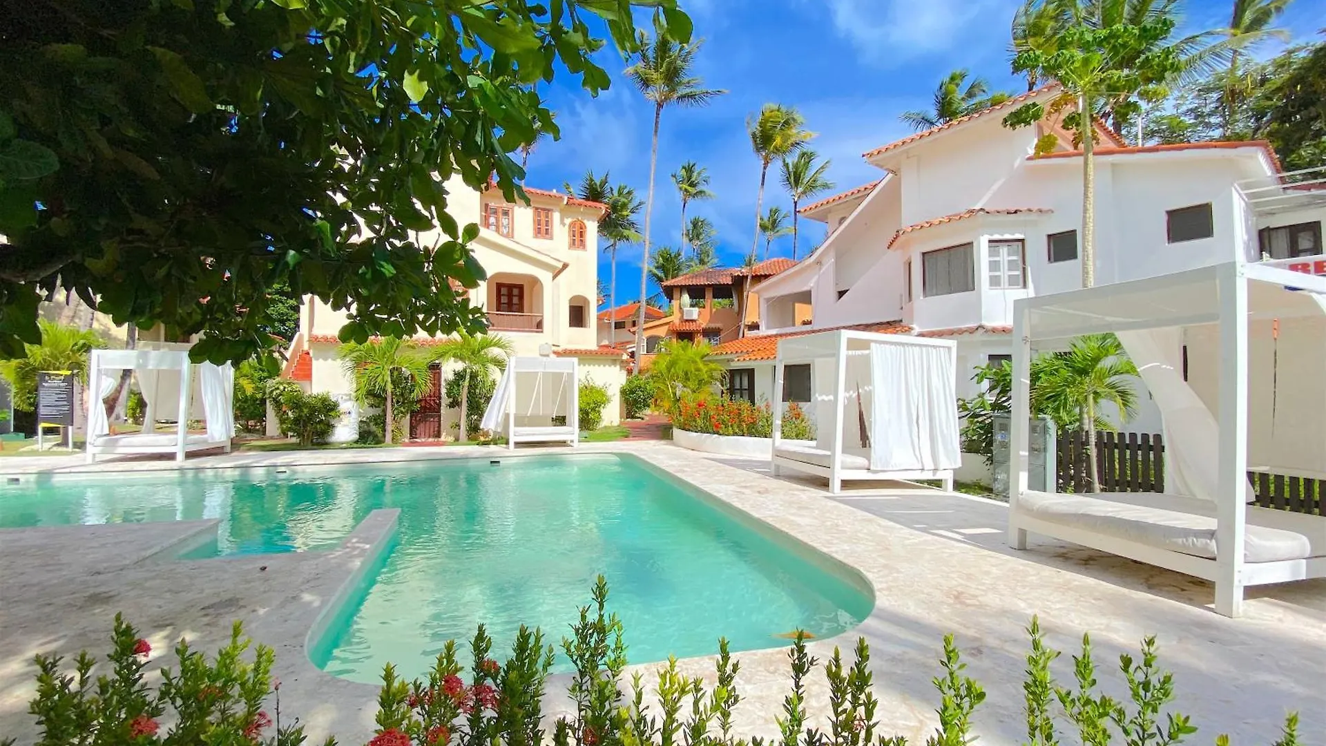 Los Corales Villas And Suites - Beach Club, Spa, Restaurants Punta Cana