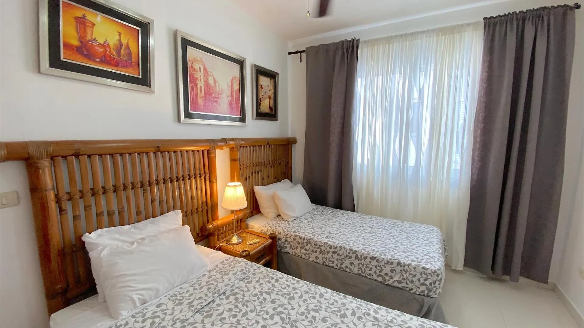 Los Corales Villas And Suites - Beach Club, Spa, Restaurants Punta Cana 5*,