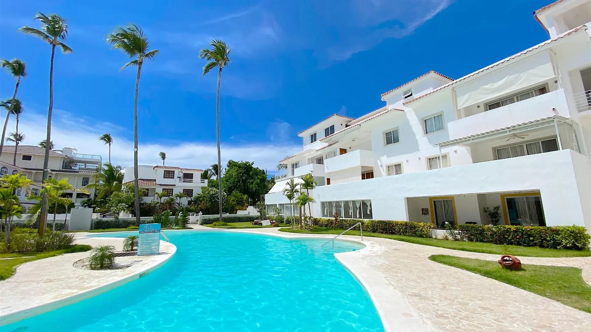 Los Corales Villas And Suites - Beach Club, Spa, Restaurants Punta Cana 5*,