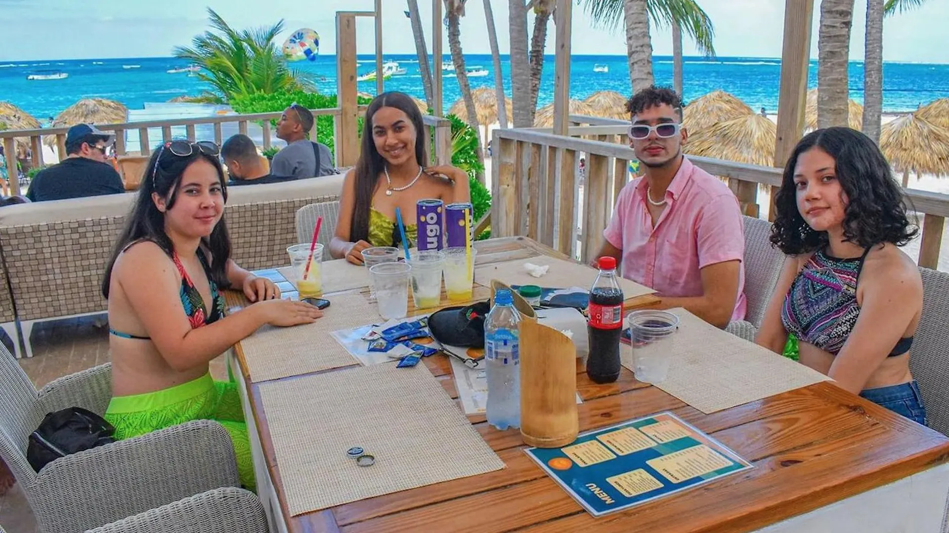 Los Corales Villas And Suites - Beach Club, Spa, Restaurants Punta Cana Hotell
